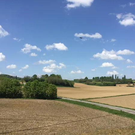 Aux Champs Morestellois *